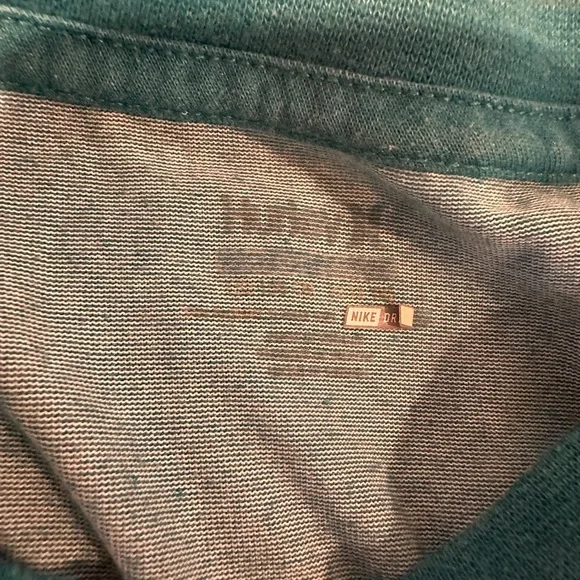 Hurley tee shirt - Picture 2 of 2